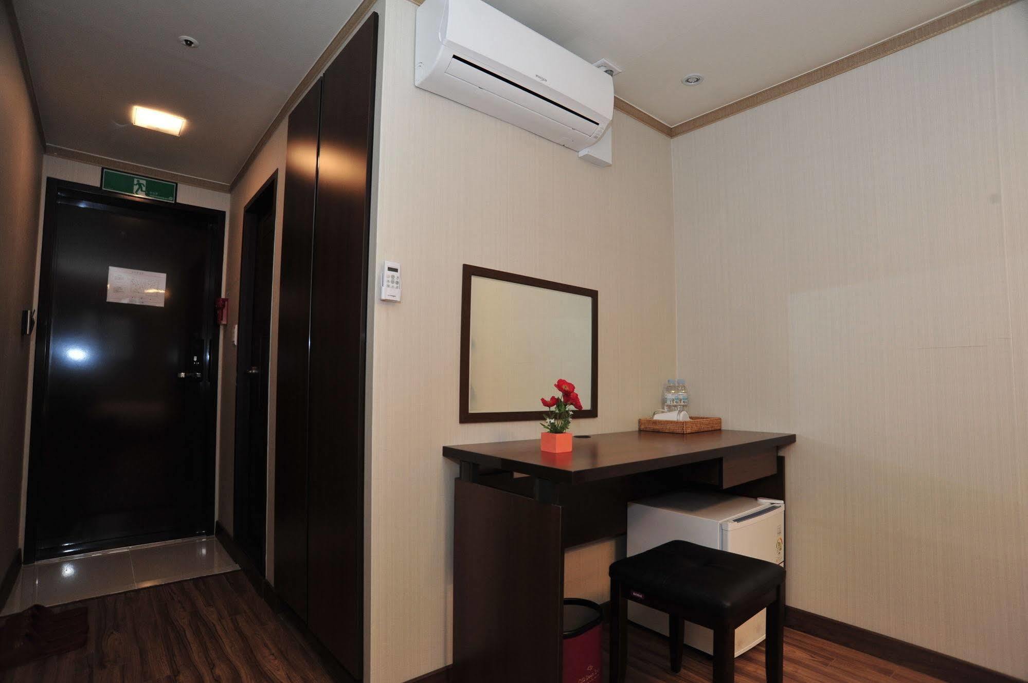 Global Inn Seoul Dongdaemun City Days Inn Seul Exterior foto